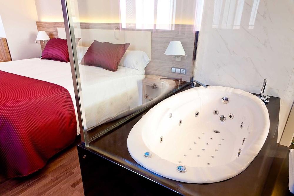 Dna Monse Hotel Spa & Golf Τορεβιέχα Εξωτερικό φωτογραφία